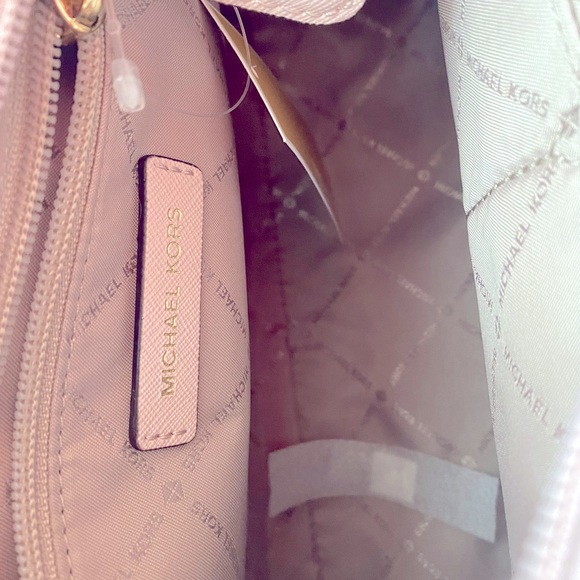 💗MICHAEL KORS💗RAYNE Medium Size leather satchel in powder blush. New with tags - Picture 8 of 16
